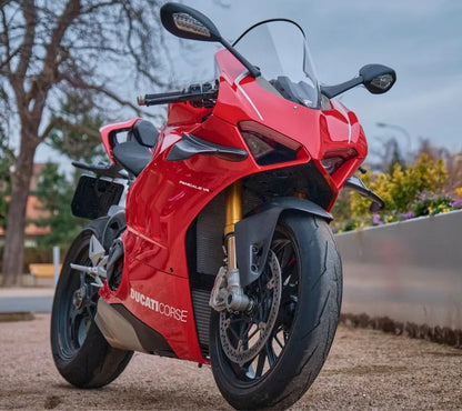 DUCATI V4S