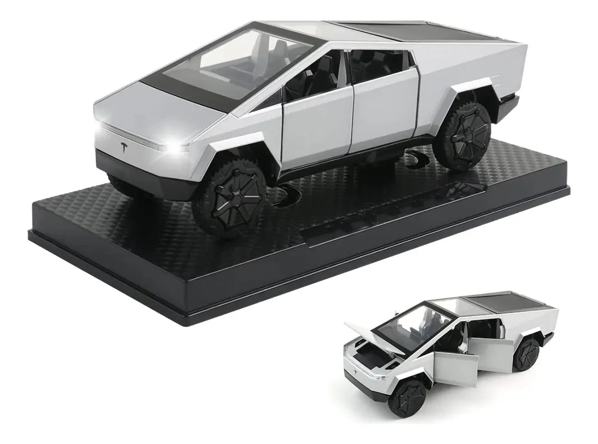TESLA CIBER TRUCK
