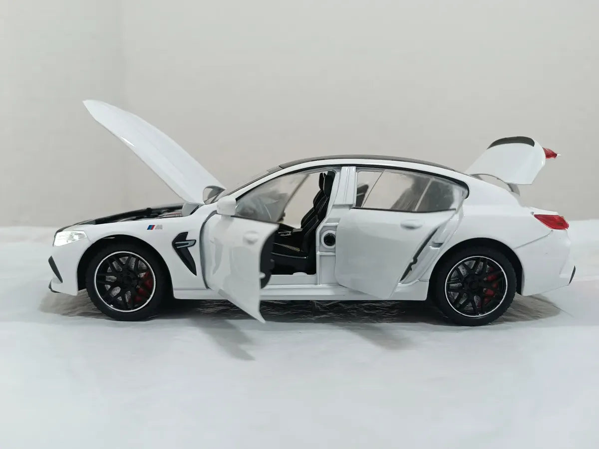 BMW M8