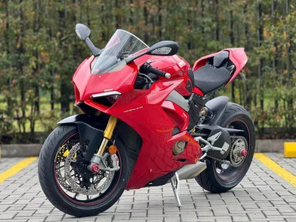 DUCATI V4S